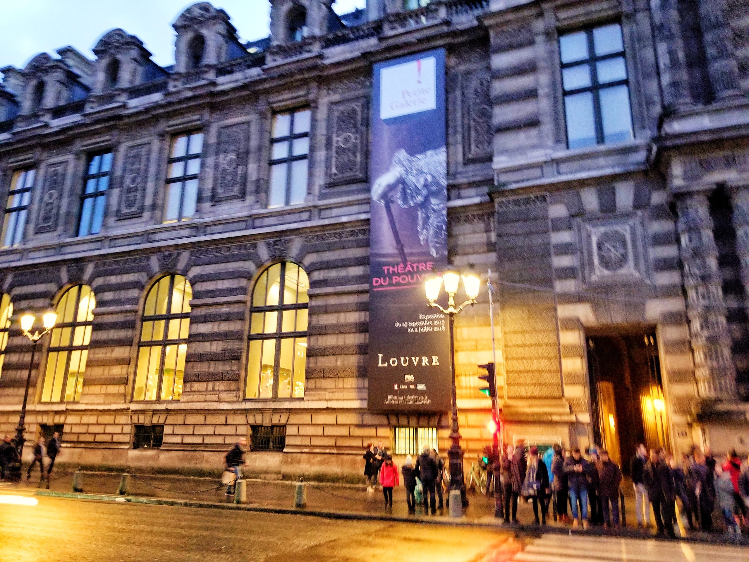 Musee Du Louvre-A glimpse